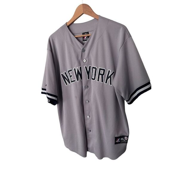New York Yankees MLB Majestic Fans Baseball Button Front Jersey Size XL - Picture 2 of 8